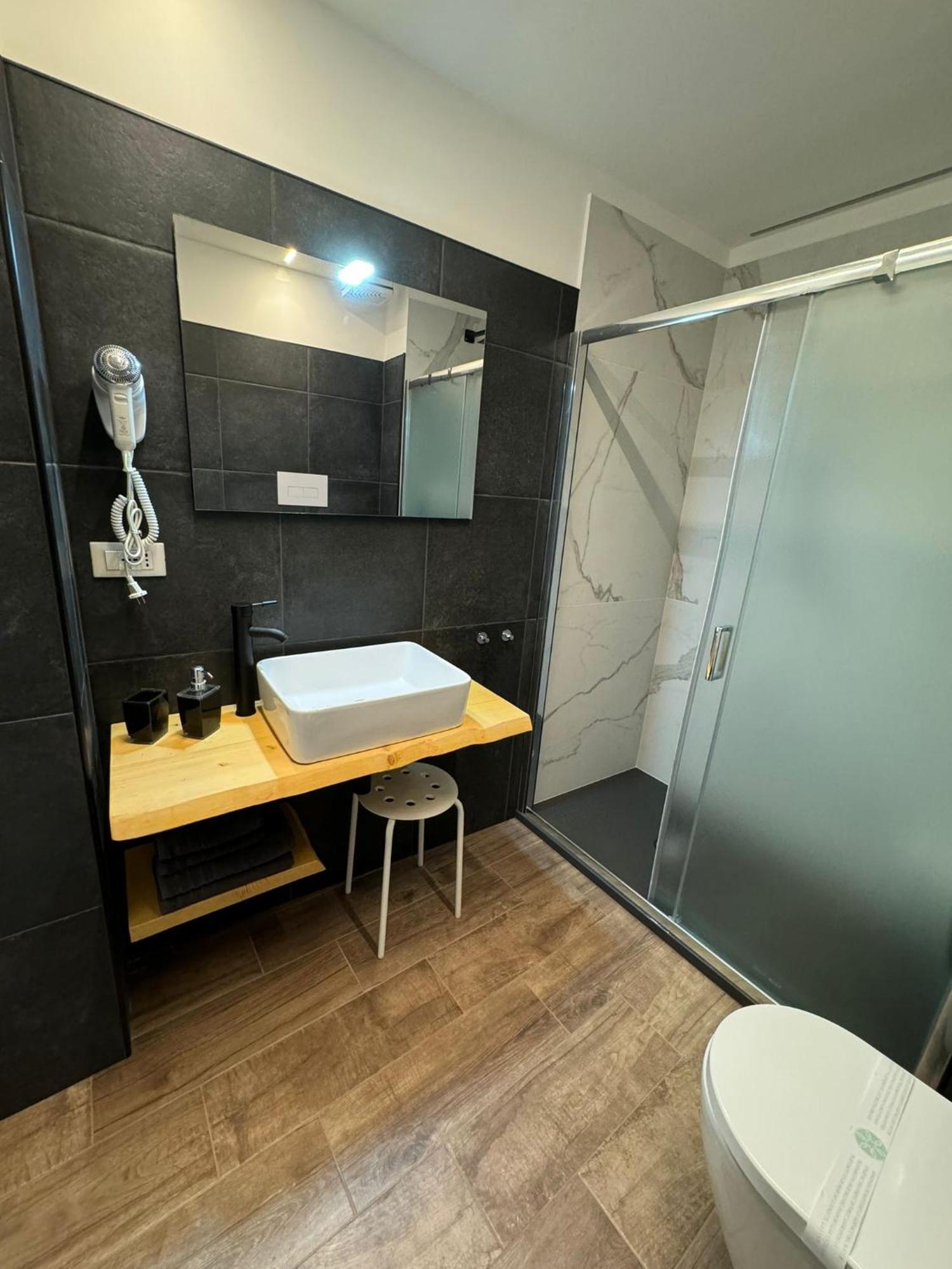 Room And Suite Trinacria View Катания Экстерьер фото